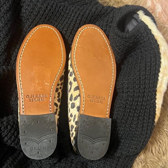 Bad Ass Penny Loafers
G.H.BASS Weejuns
Brand new no tags
no box
Size 6 - Picture 3 of 5